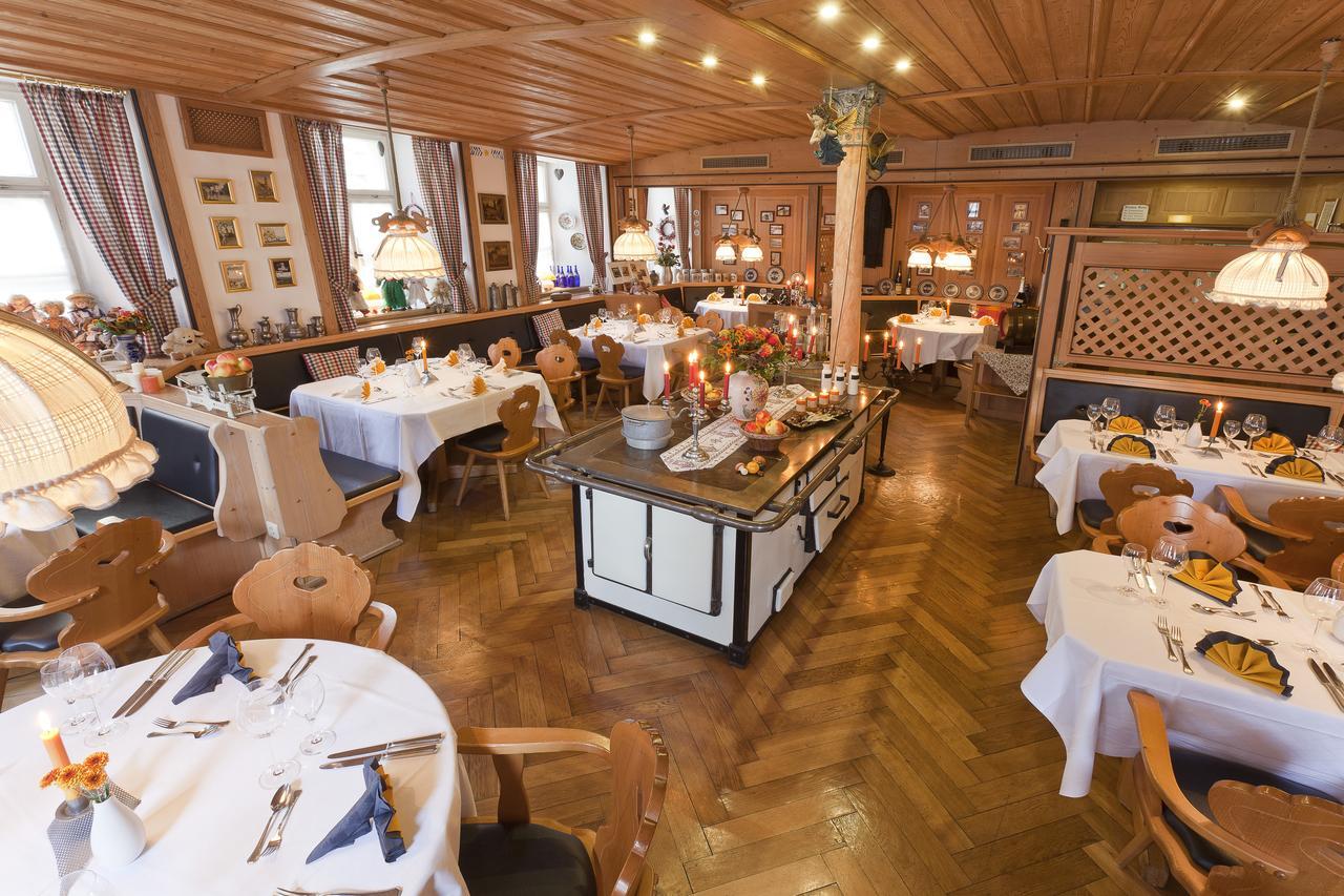 Kaiserhof Hotel Sonne Nördlingen Eksteriør billede