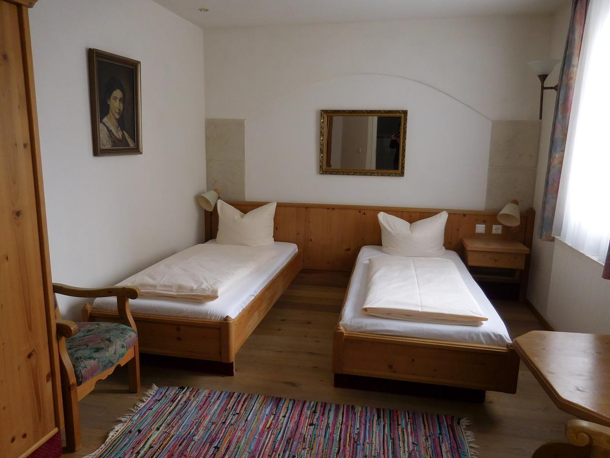 Kaiserhof Hotel Sonne Nördlingen Eksteriør billede